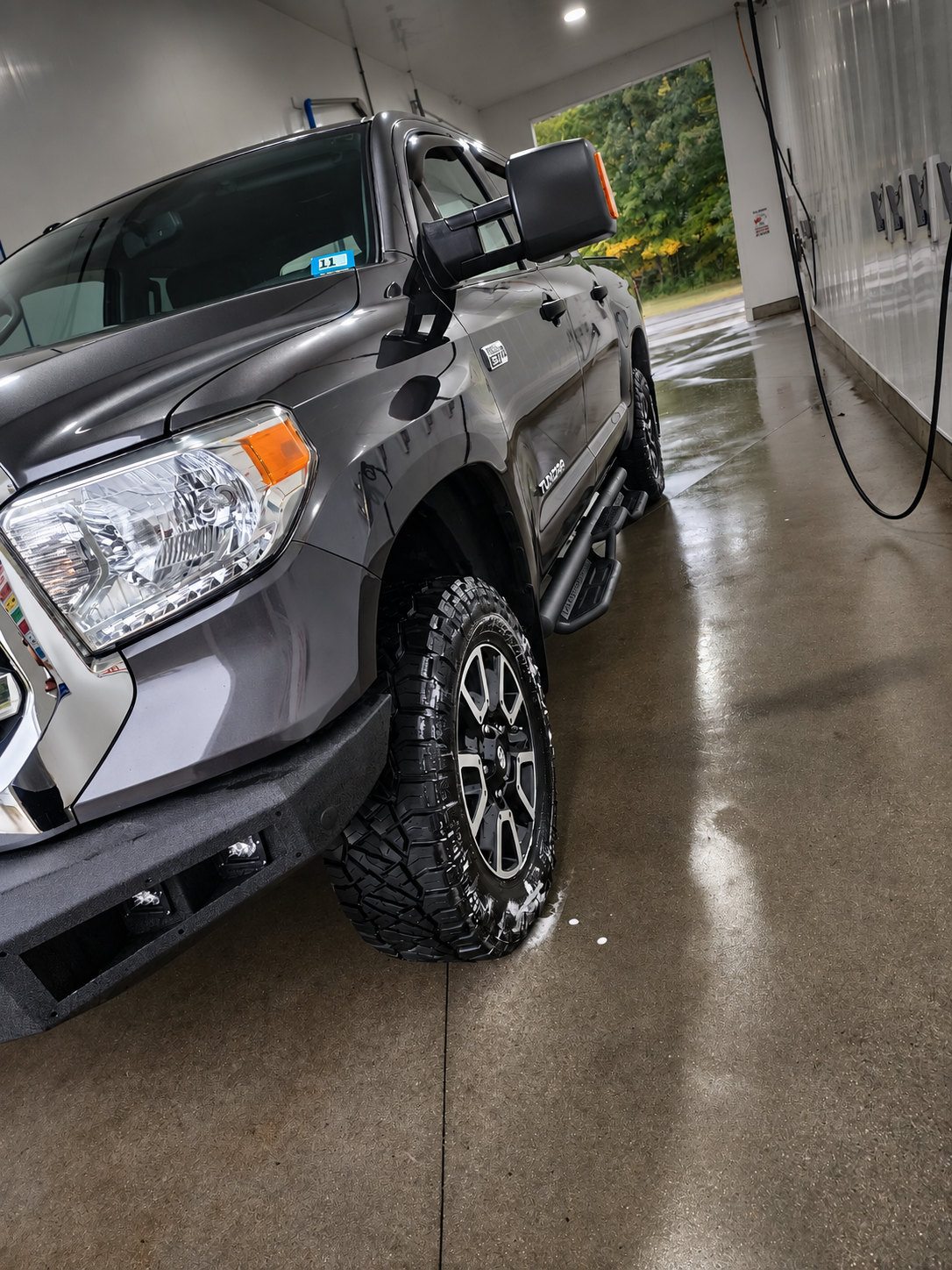 Polished front side and wheel of the Toyota Tundra